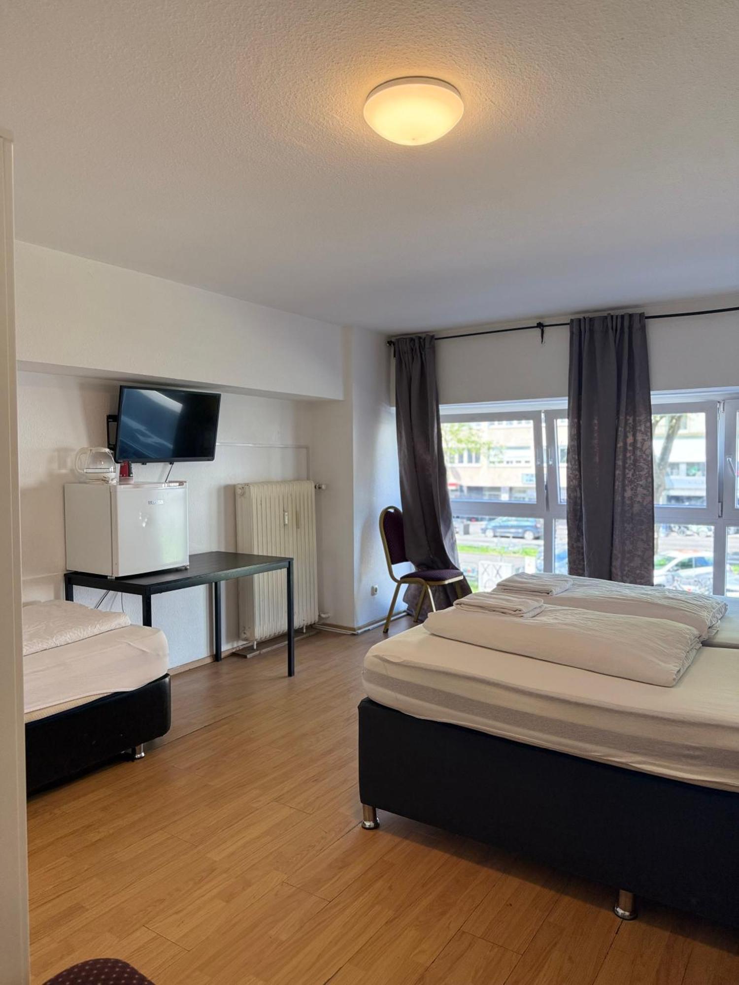 Garni Emir Gasthuis 3*